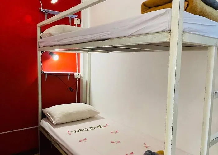 Vplus Hotel