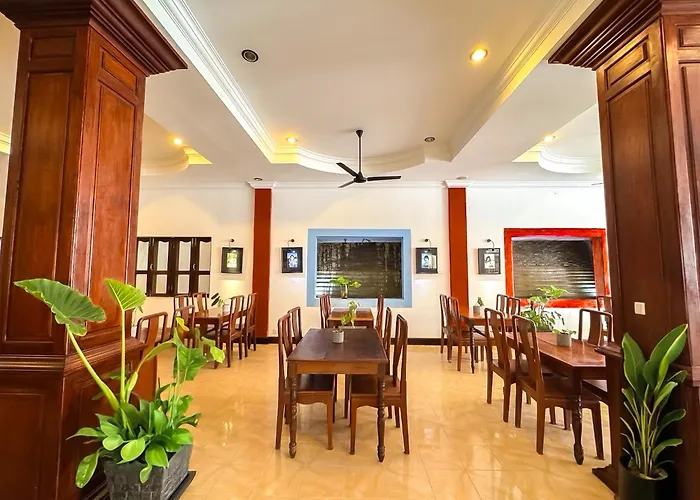 Hotel Vplus