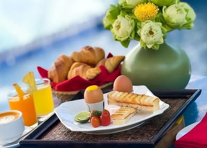 Vplus Hotel 4*